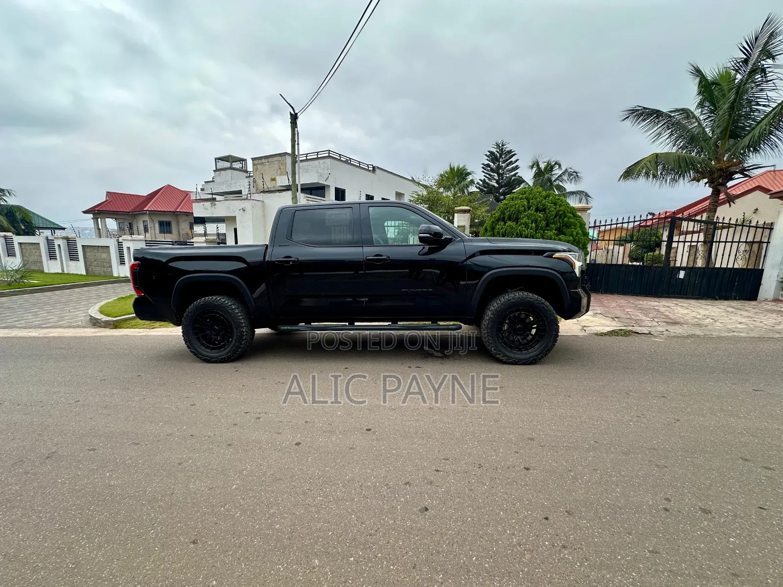 Toyota Tundra 2026 Black