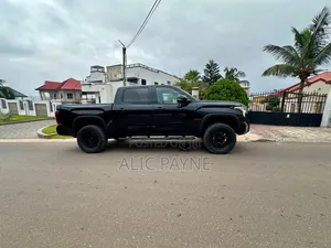 Toyota Tundra 2026 Black