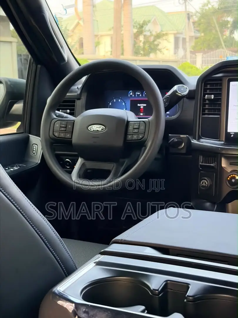 Ford F-150 STX 2024 Black