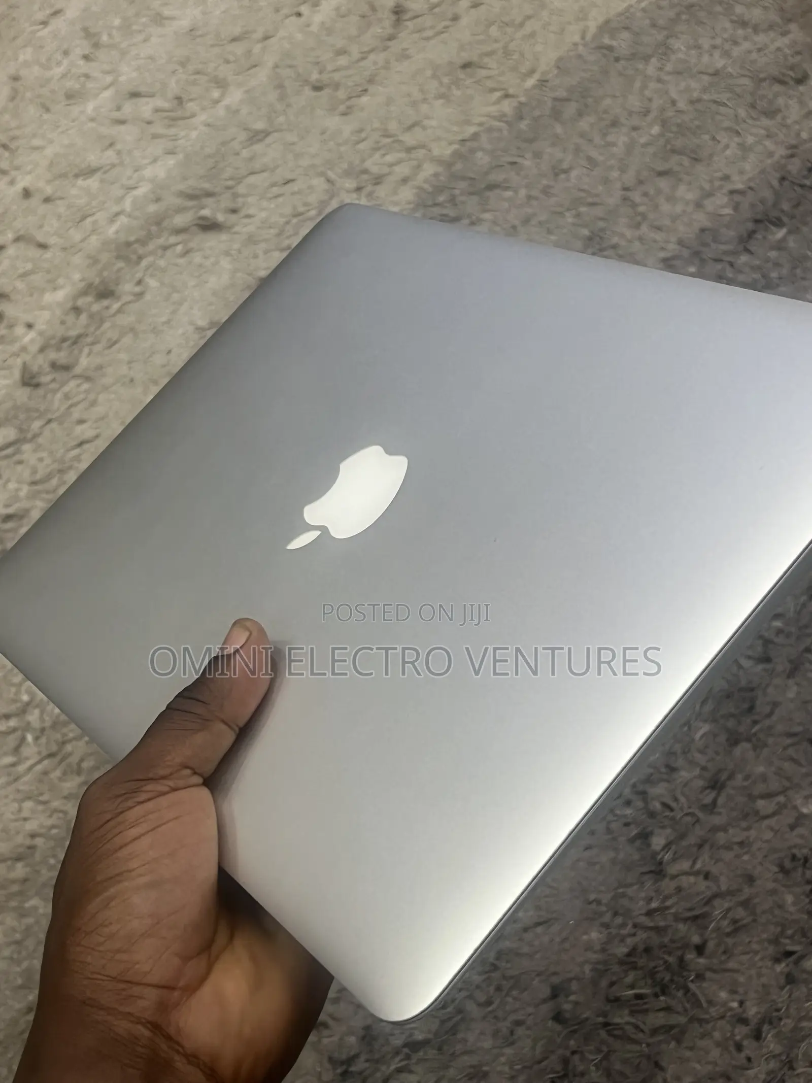 Laptop Apple MacBook Air 4GB Intel Core i5 HDD 128GB