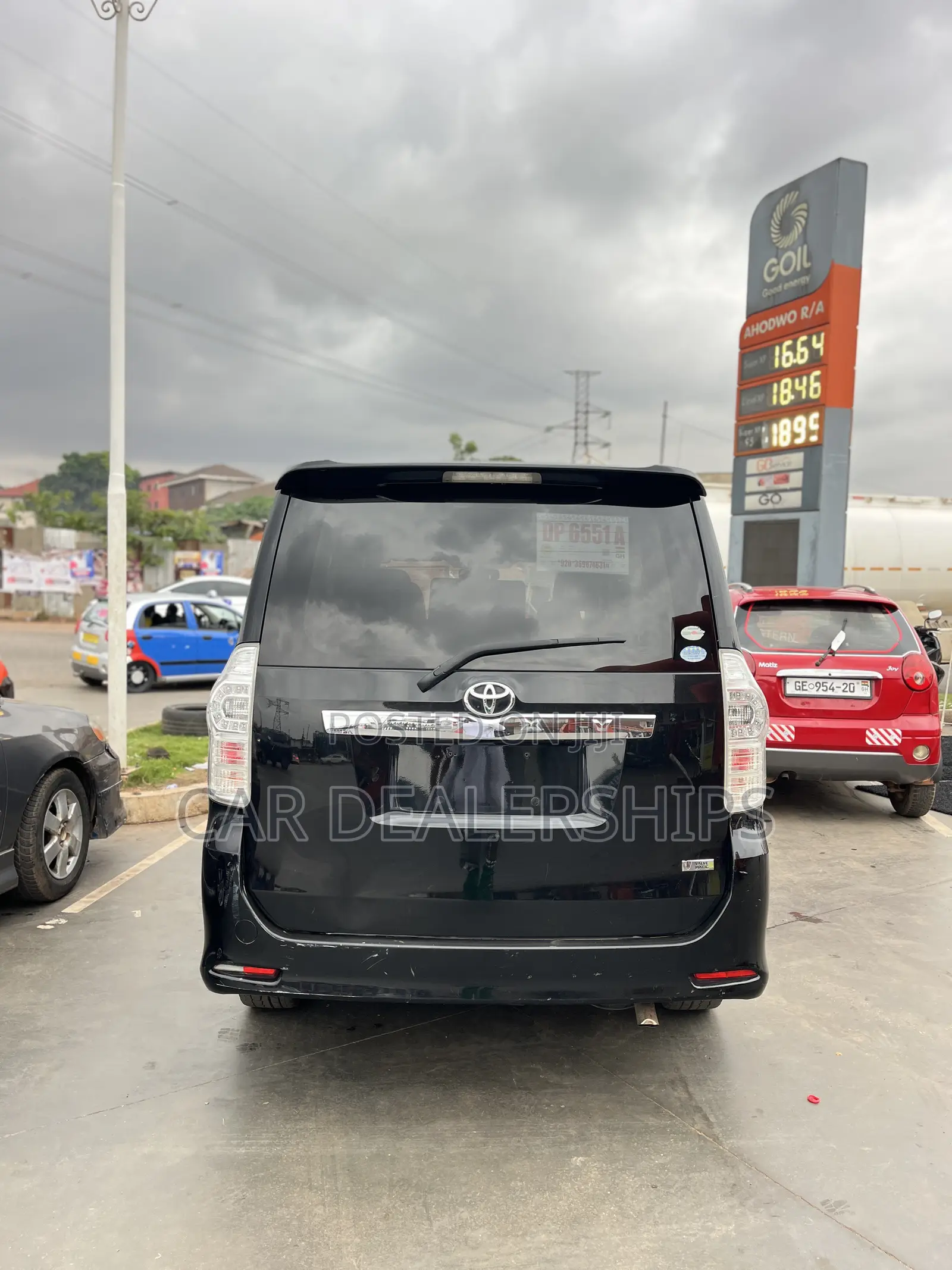 Toyota Voxy 2013 Black