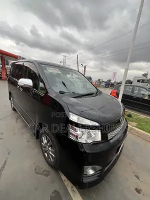 Toyota Voxy 2013 Black