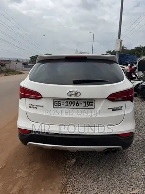 Hyundai Santa Fe 2015 White