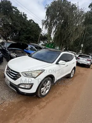 Hyundai Santa Fe 2015 White