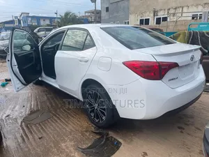 Toyota Corolla 2016 White