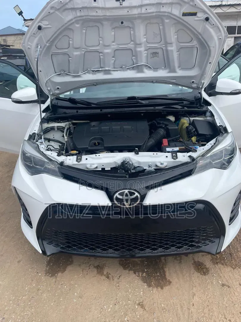 Toyota Corolla 2016 White