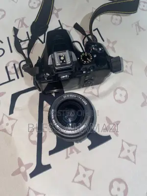 Nikon D3500 24.2pm Digital Camera