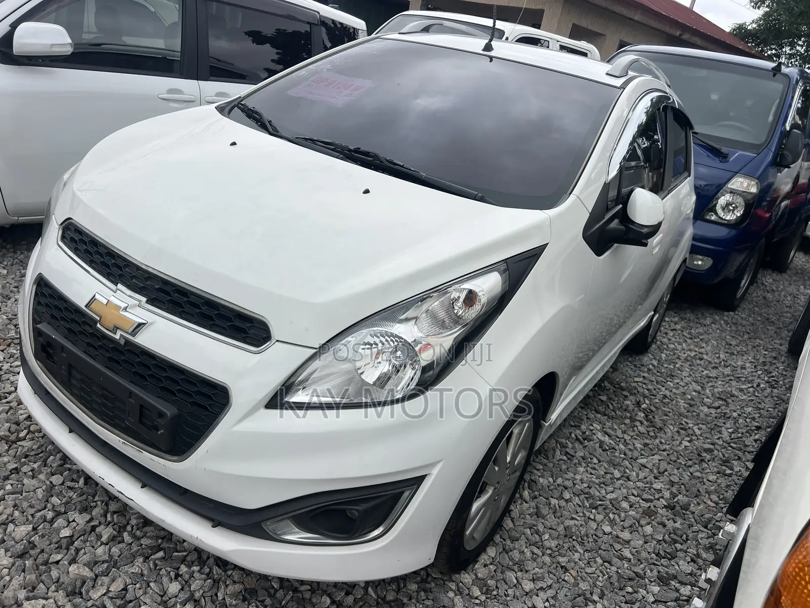 Chevrolet Spark 2LT 4dr Hatchback (1.2L 4cyl 5M) 2015 White