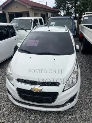 Chevrolet Spark 2LT 4dr Hatchback (1.2L 4cyl 5M) 2015 White