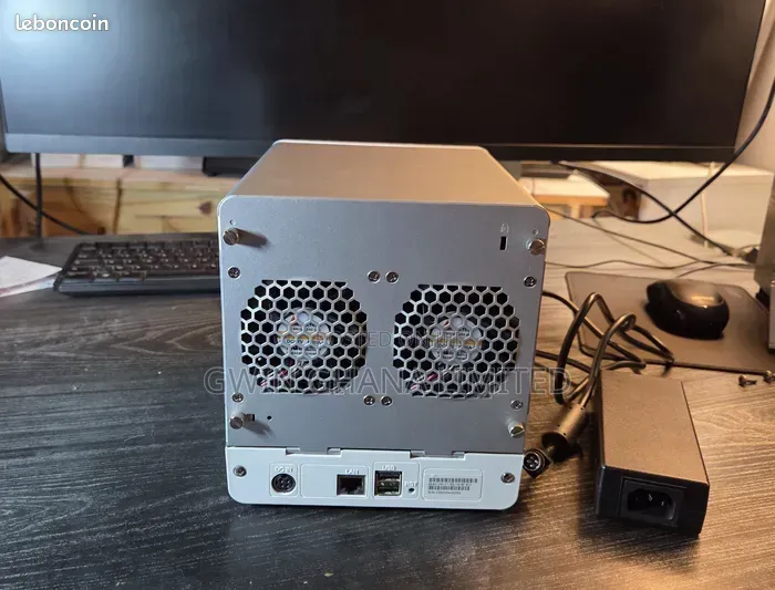 Synology DiskStation DS413j 4-Bay NAS Server