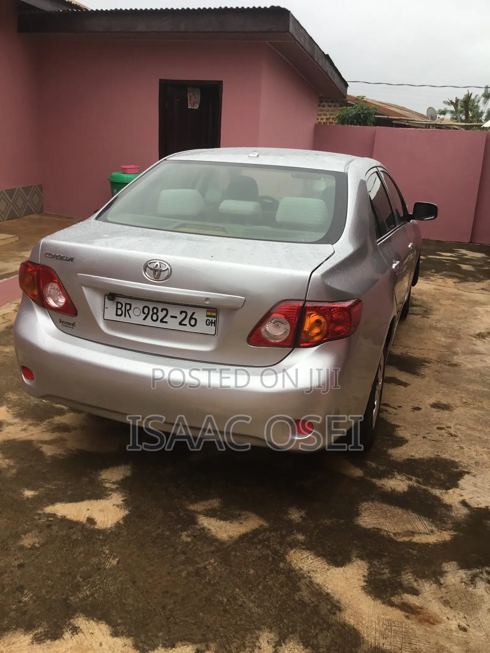 Toyota Corolla LE 4dr Sedan (1.8L 4cyl 4A) 2010 Silver