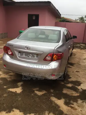 Toyota Corolla LE 4dr Sedan (1.8L 4cyl 4A) 2010 Silver