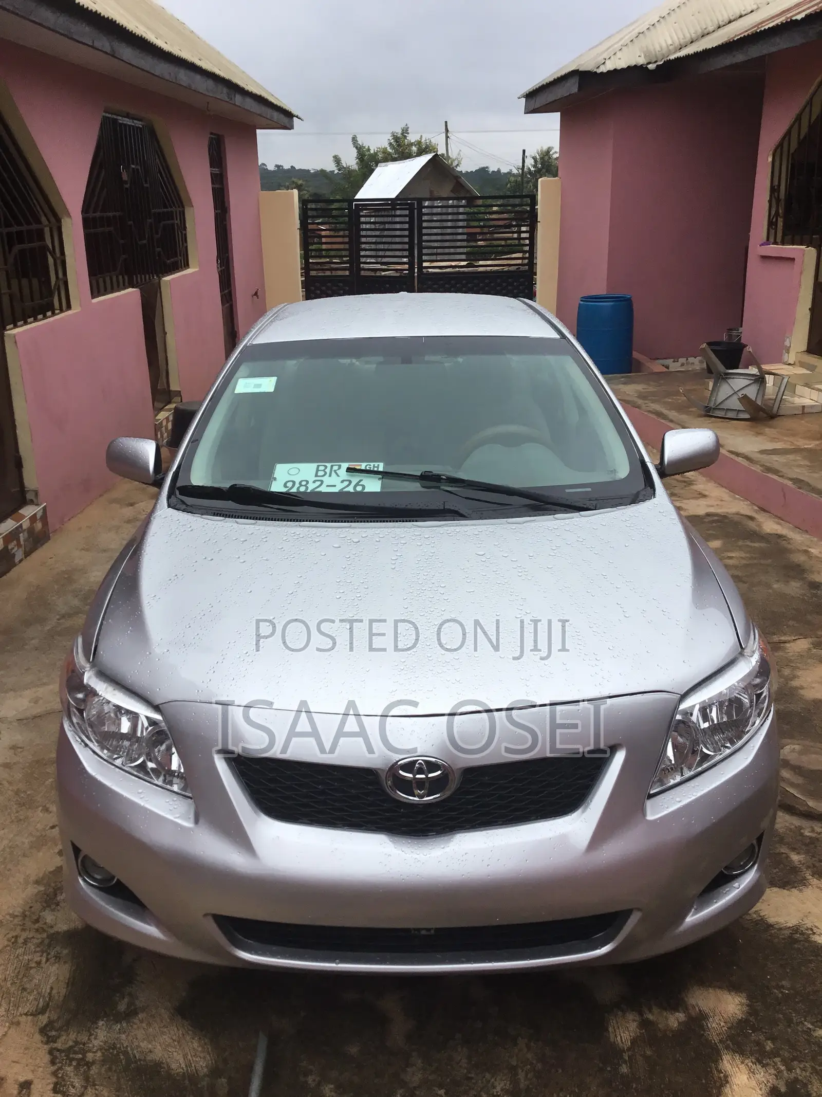 Toyota Corolla LE 4dr Sedan (1.8L 4cyl 4A) 2010 Silver