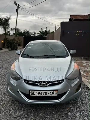 Hyundai Elantra GLS Sedan FWD (1.8L 4cyl 6A) 2013 Silver