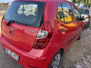 Hyundai I10 2013 Red