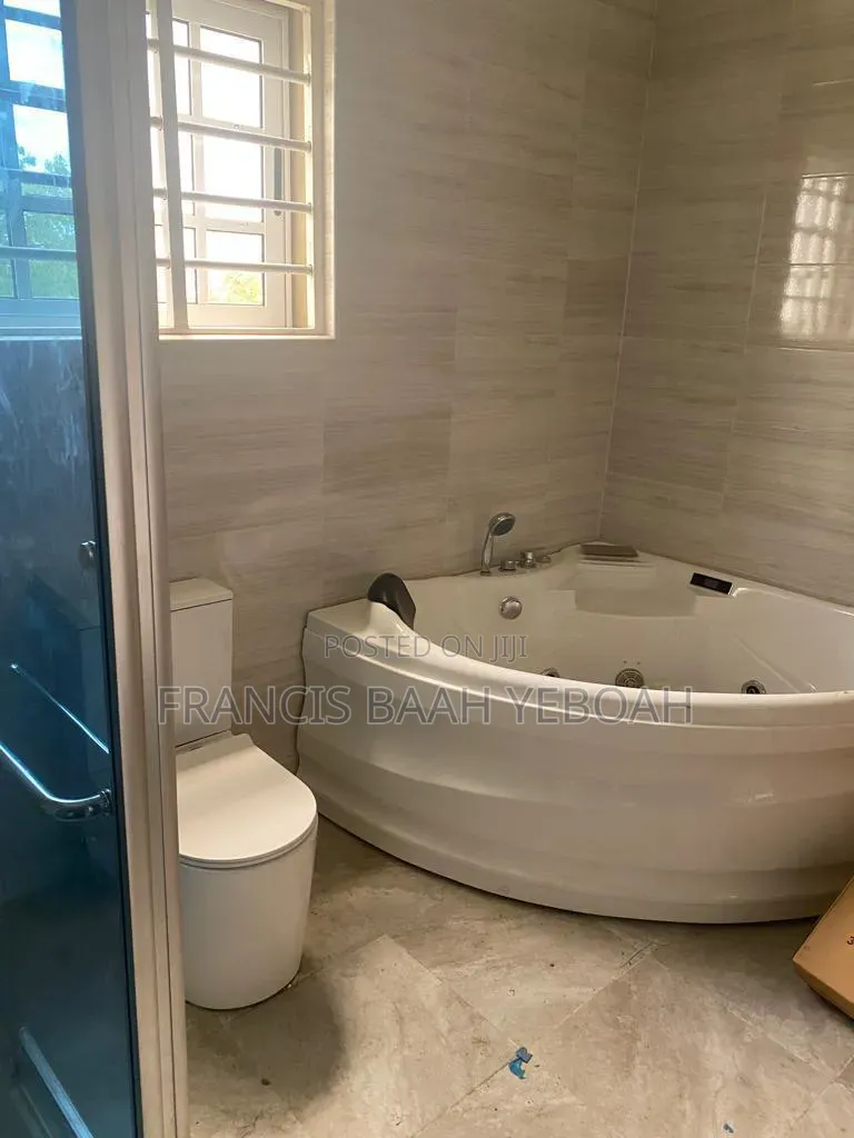 4bdrm House in Shining Star Real, Accra Metropolitan for sale