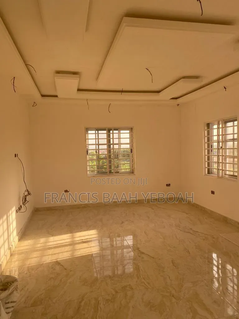 4bdrm House in Shining Star Real, Accra Metropolitan for sale