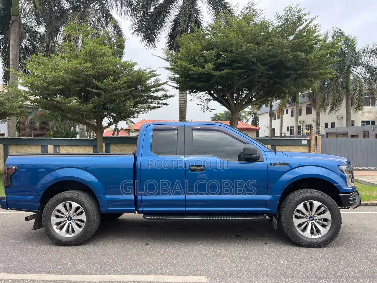 Ford F-150 XL 4x2 SuperCrew Cab Styleside 5.5 ft. box 145 in. WB 2018
