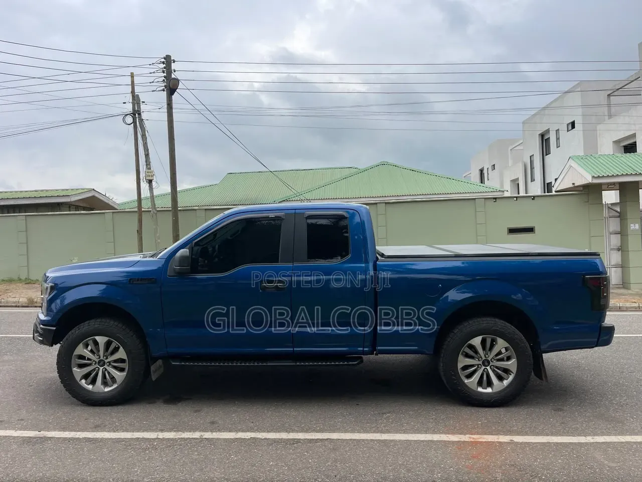 Ford F-150 XL 4x2 SuperCrew Cab Styleside 5.5 ft. box 145 in. WB 2018