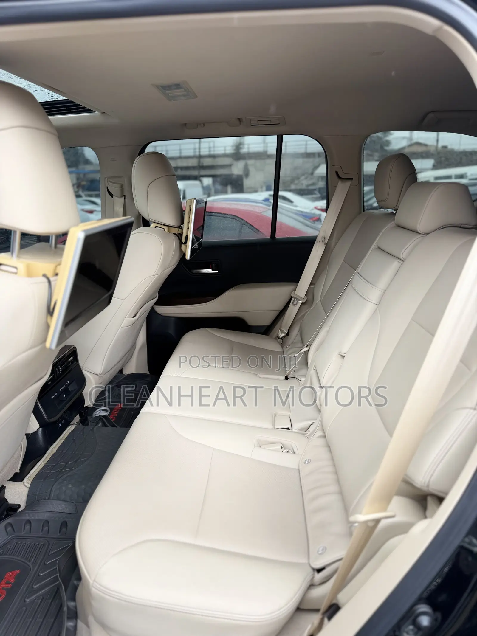 Toyota Land Cruiser 2022 Black