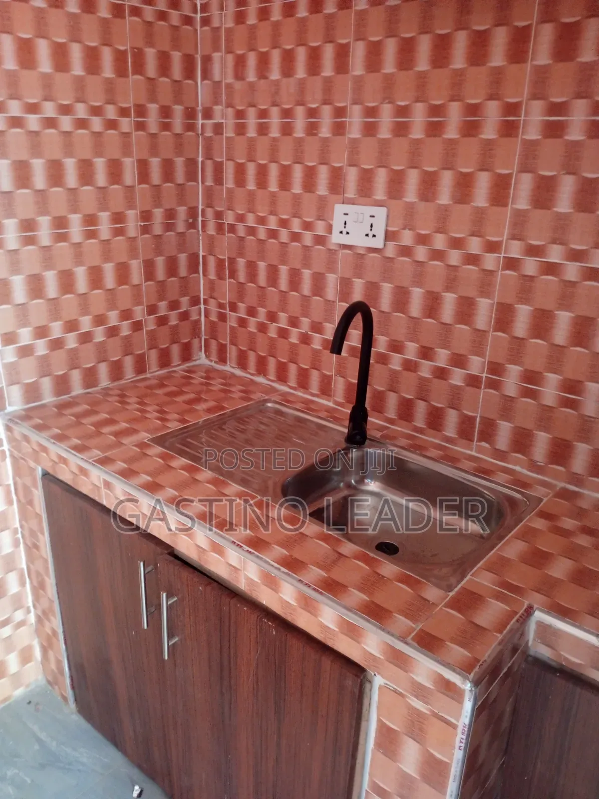 1bdrm Apartment in Ashongman Estate, Police Station for rent