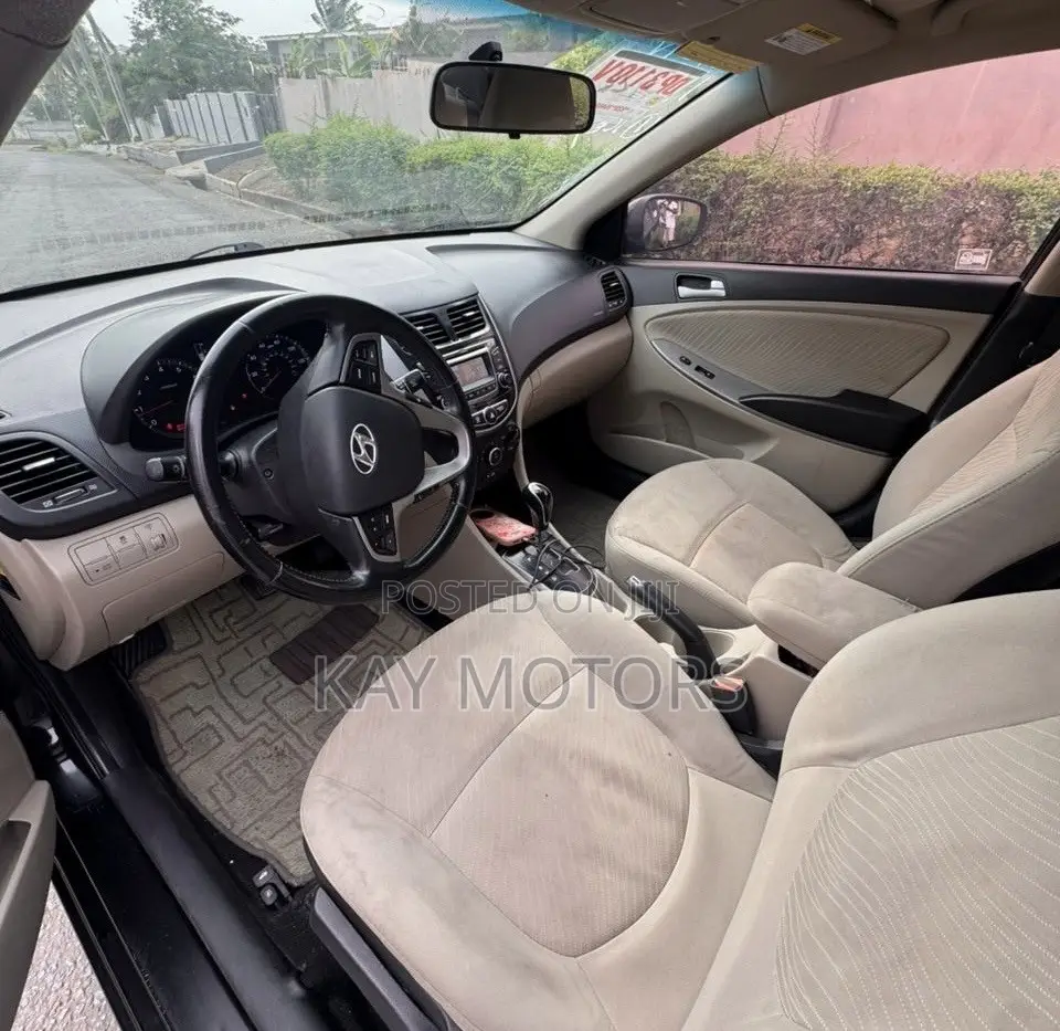 Hyundai Accent SE Sedan 2016 Black