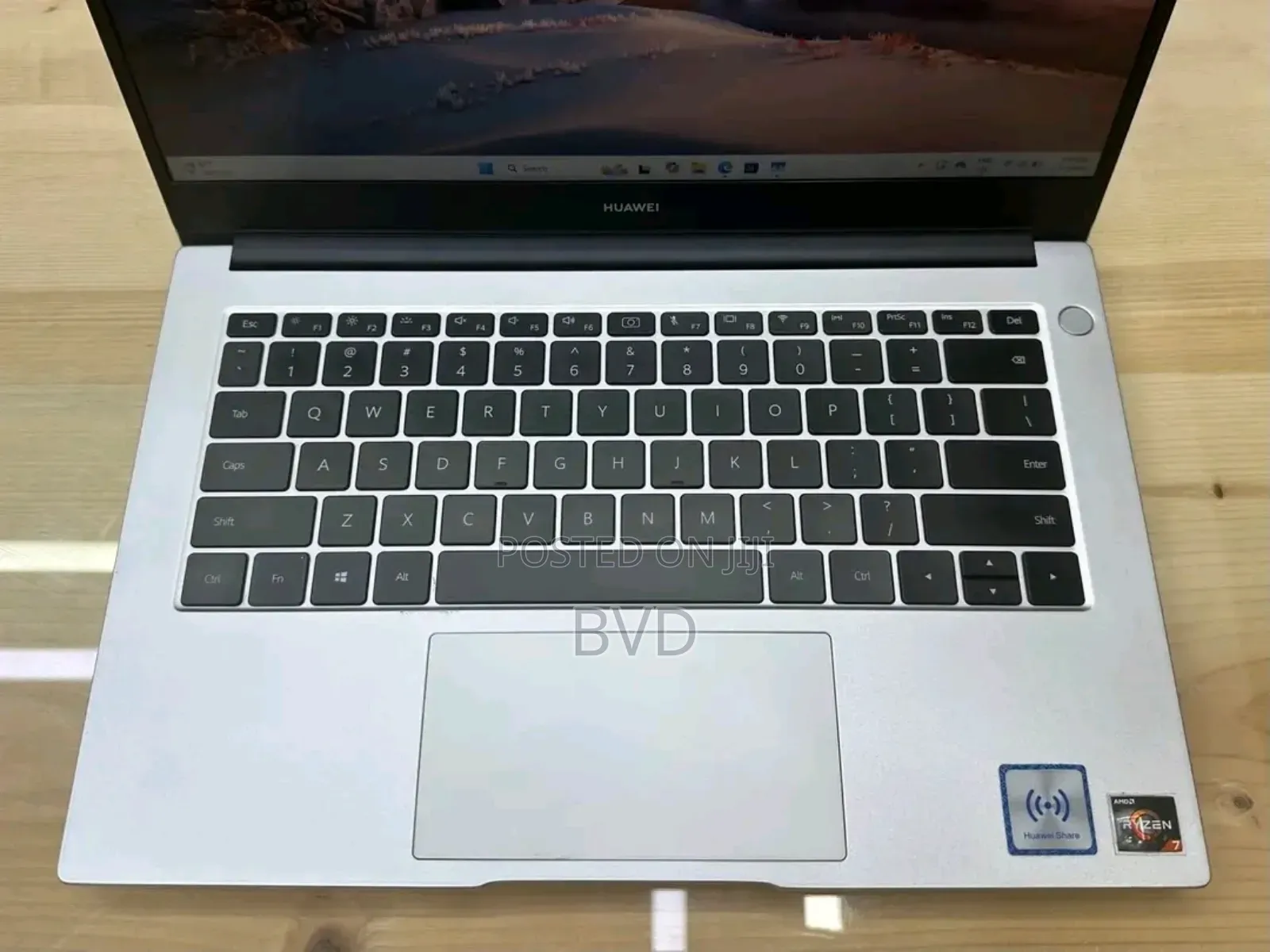 New Laptop Huawei MateBook X Pro 16GB AMD Ryzen 7 SSD 512GB