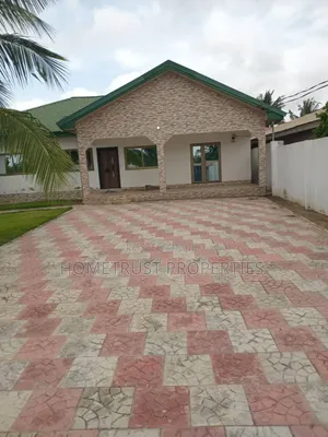 4bdrm House in Amasaman Satellite for sale