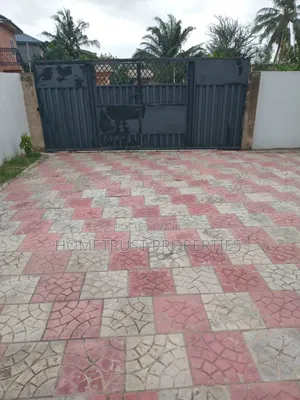 4bdrm House in Amasaman Satellite for sale
