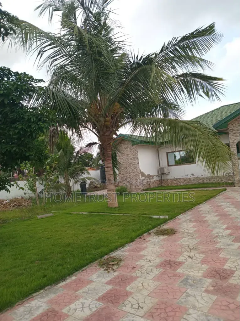 4bdrm House in Amasaman Satellite for sale