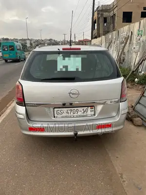 Opel Astra 2009 Silver