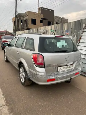 Opel Astra 2009 Silver