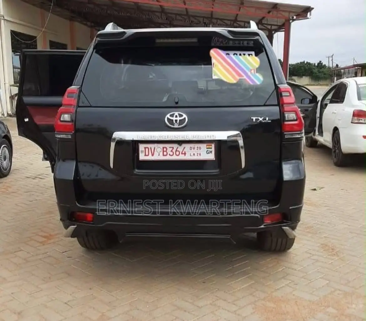 Toyota Land Cruiser Prado 2012 Black