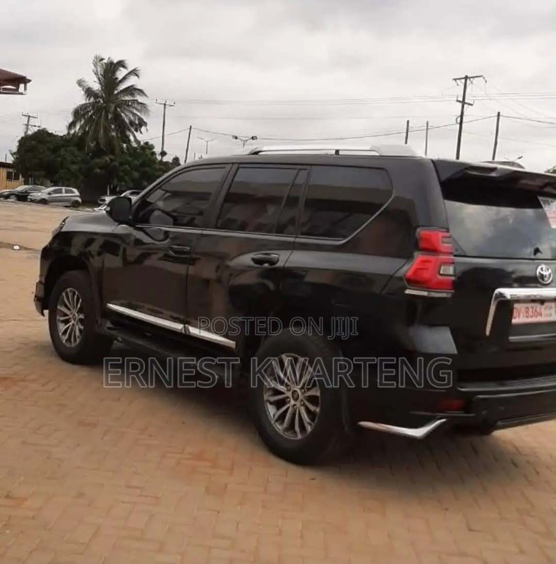 Toyota Land Cruiser Prado 2012 Black