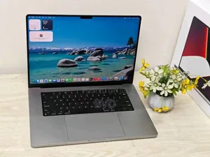 New Laptop Apple MacBook Pro 2023 M2 16GB Apple M2 SSD 512GB