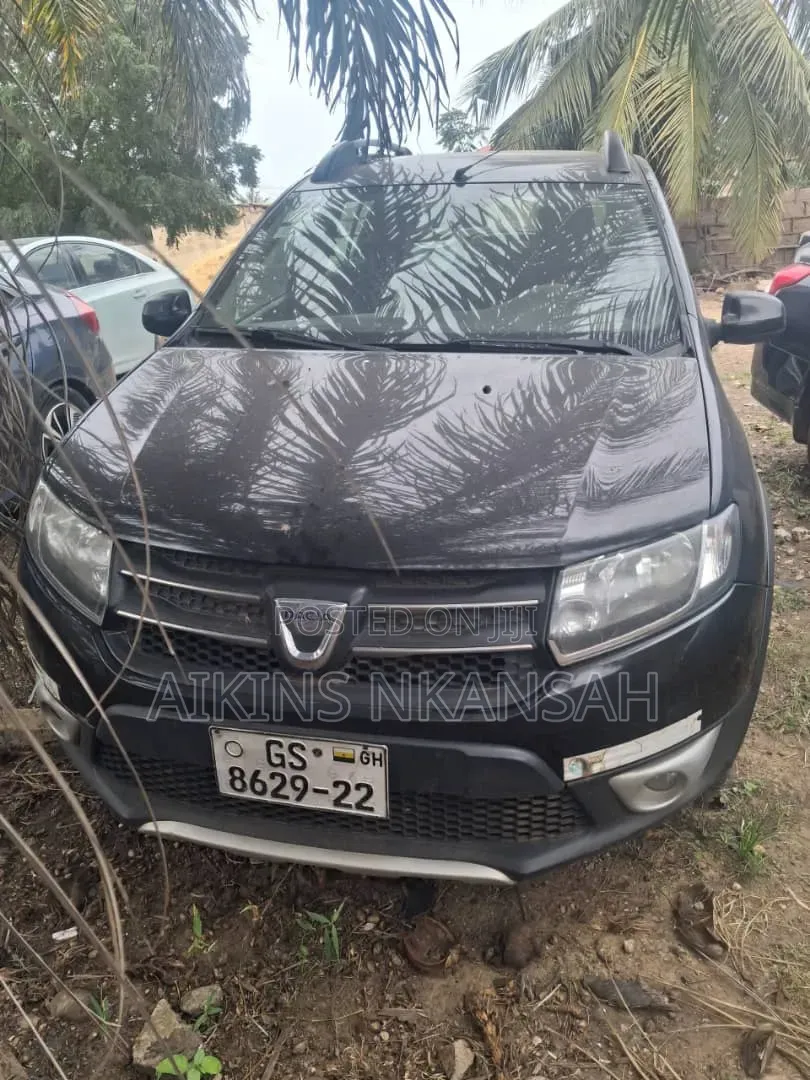 Dacia Sandero 2012 Black