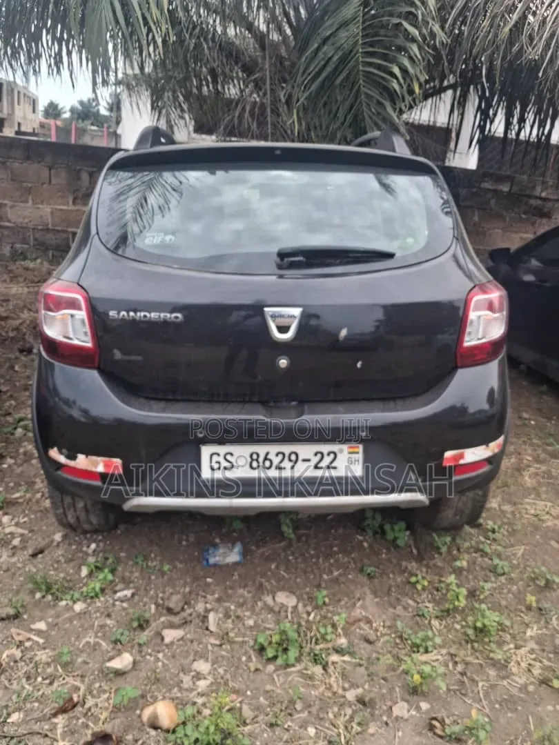 Dacia Sandero 2012 Black