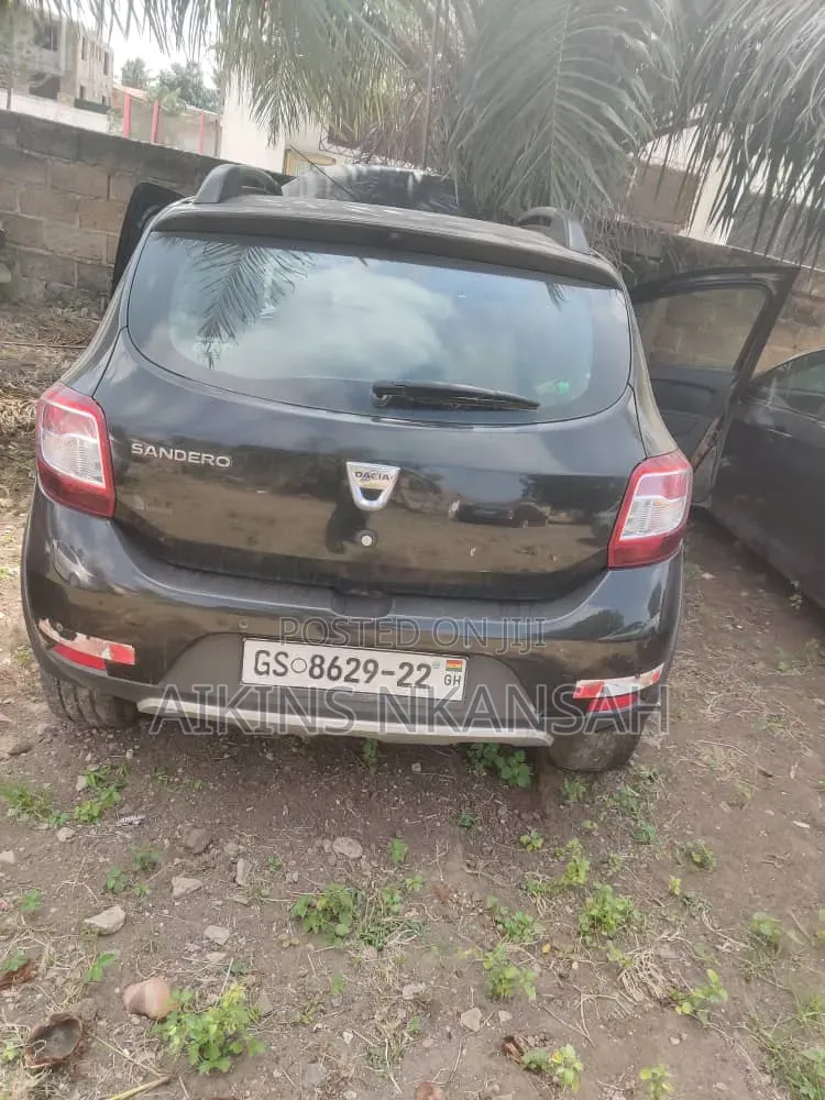 Dacia Sandero 2012 Black