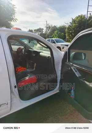 Nissan Pathfinder 2009 White