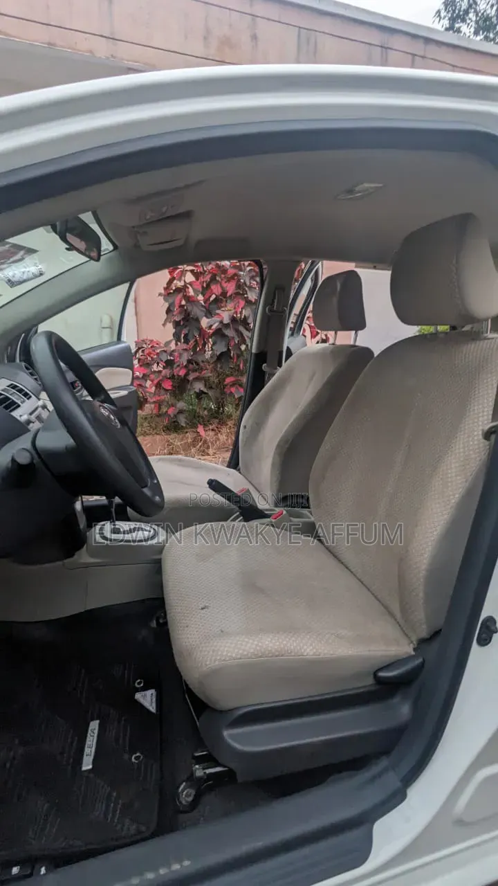 Toyota Belta 2010 White