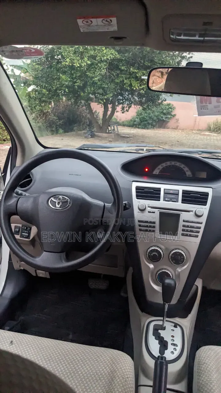 Toyota Belta 2010 White