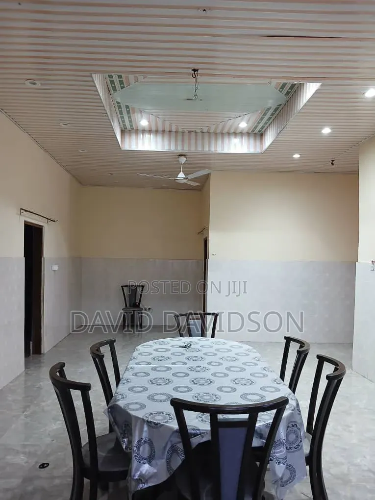 4bdrm Mansion in 4 Bedroom Self, Tema Metropolitan for rent