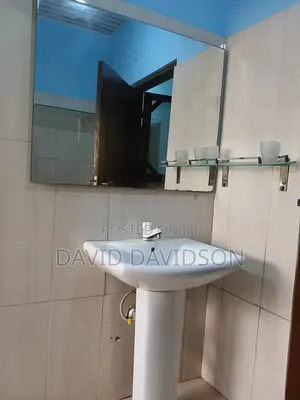 4bdrm Mansion in 4 Bedroom Self, Tema Metropolitan for rent
