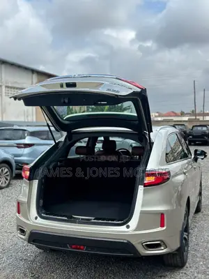 Honda UR-V Premium Edition 2017 Beige