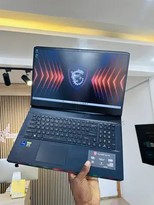 Laptop MSI Raider GE76 12UGS 32GB Intel Core i9 SSD 1T
