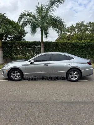 Hyundai Sonata SE 2020 Gray