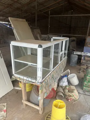Show Case Glass and Table