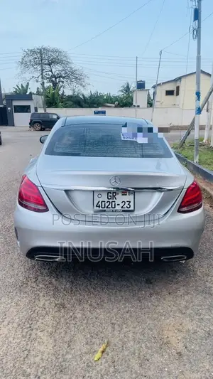Mercedes-Benz C300 Luxury 4dr AWD 4Matic Sedan (2.0L 4cyl 7A) 2015 Gray
