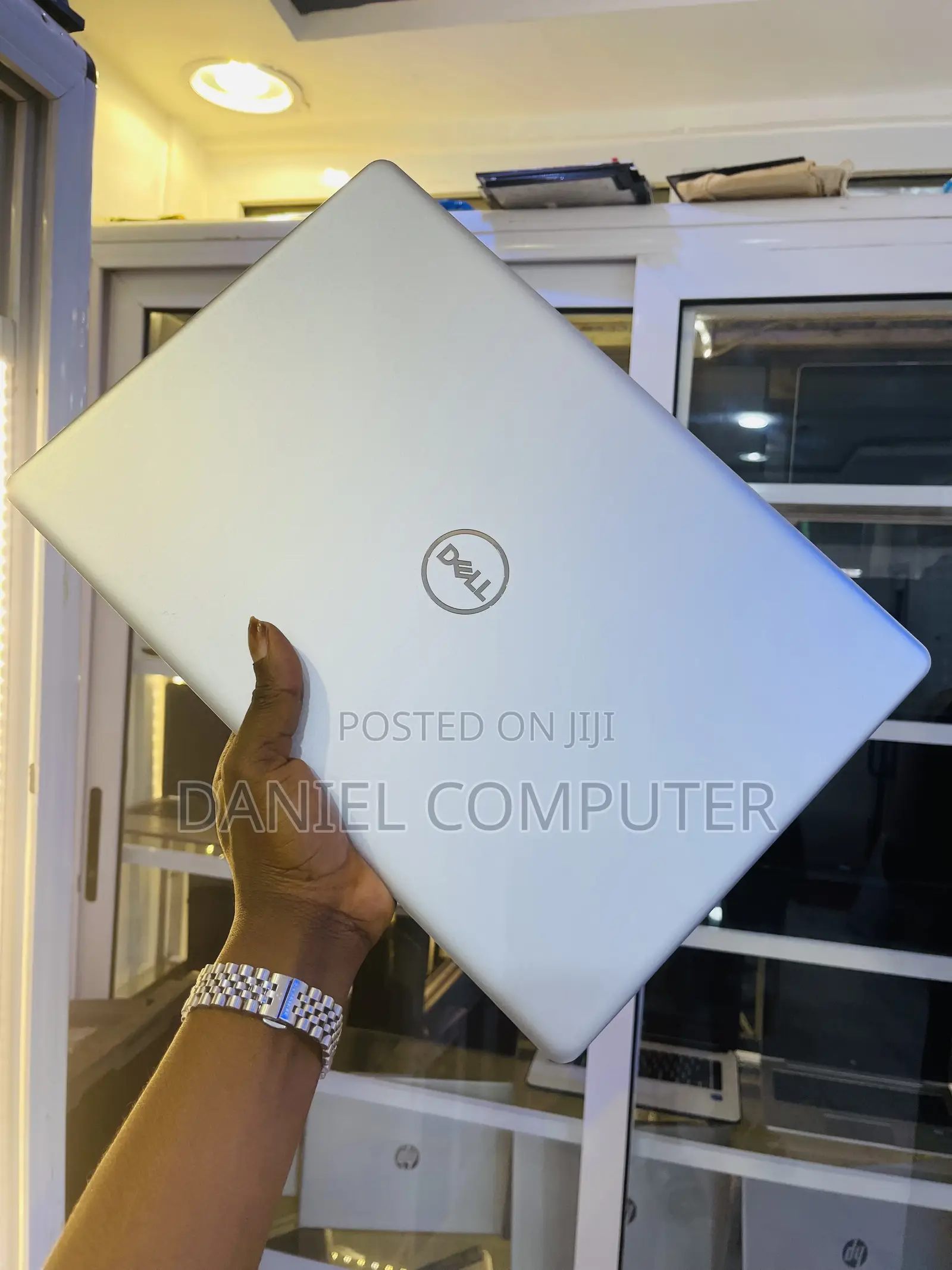 Laptop Dell Inspiron 5559 8GB Intel Core i3 SSD 256GB