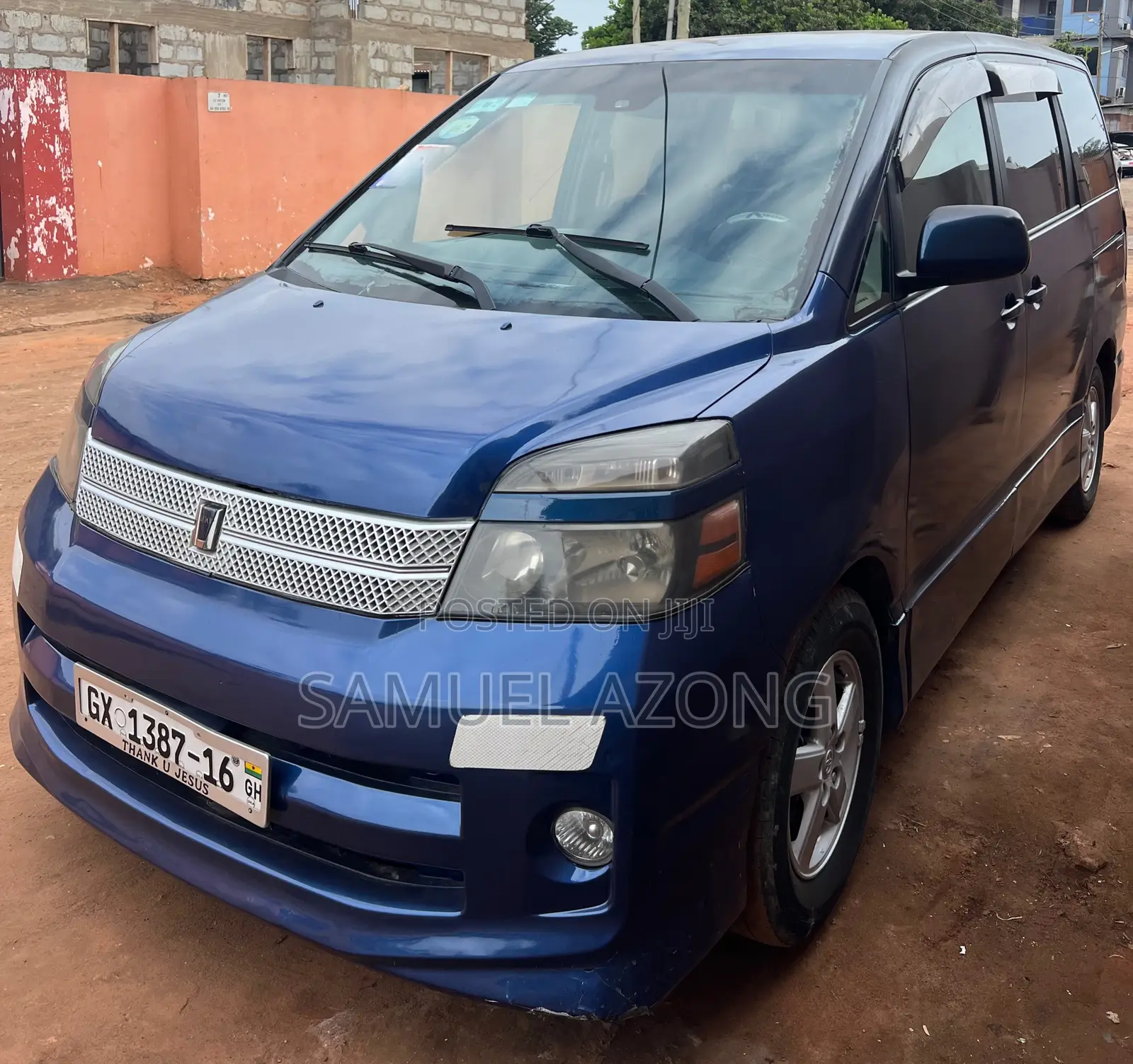 Toyota Voxy V 4WD 8-Seater 2008 Blue